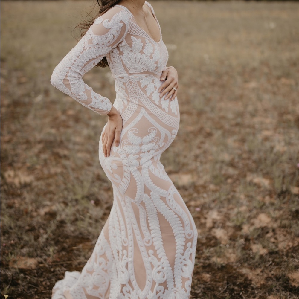 Nude white sequence maternity gown